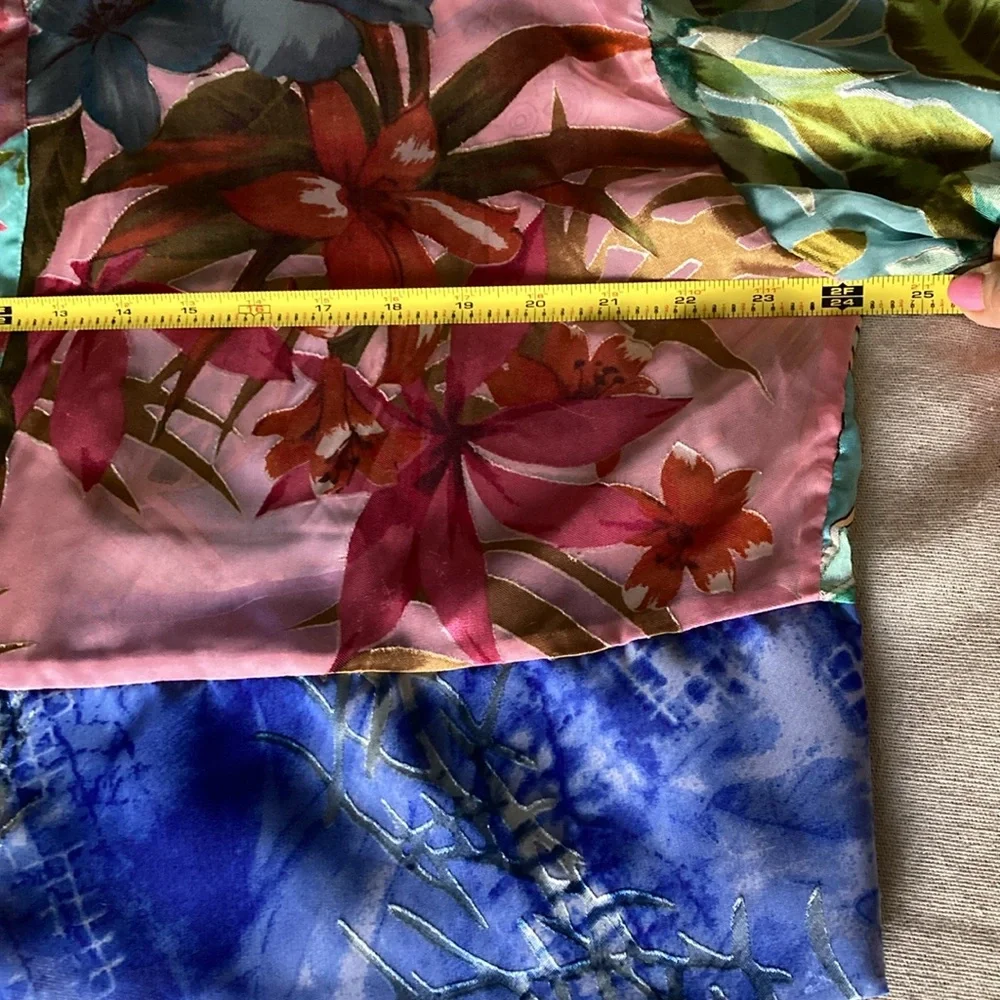 NWOT: Rare find: Champagne Collection by All that Glitter kimono jacket - Picture 12 of 13